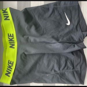 NIKE PROS: BLACK WITH NEON YELLOW WAISTBAND